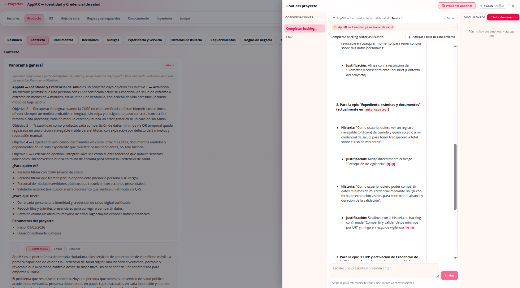 Chat de la herramienta proponiendo historias de usuario con su justificación y referencias a la base de conocimiento.